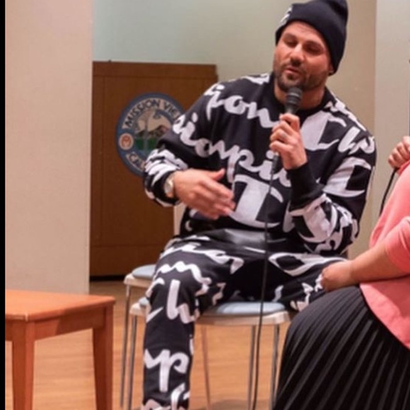 Meet your Posher, Jeremy - Picture 7 of 16